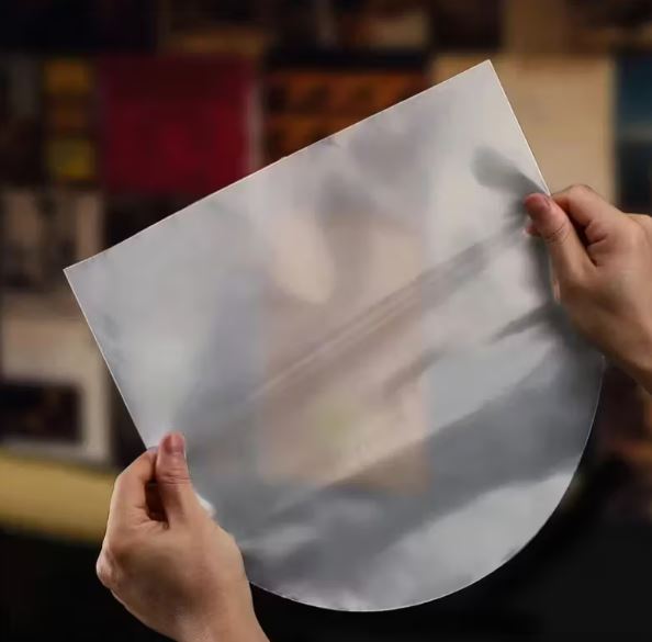 POCHETTES ANTISTATIQUES TRANSPARENTES AVEC CÔTÉ ROND POUR DISQUES 12" LP (50 pcs)